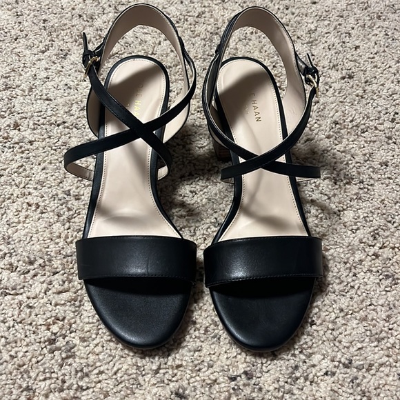 Cole Haan Black Strappy Block Heeled Sandals 8 - Picture 4 of 11